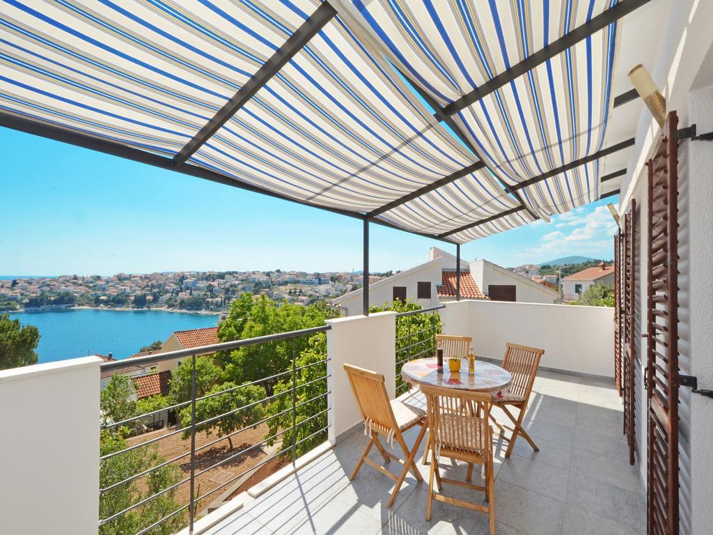 Sea View Apartment Трогир Экстерьер фото