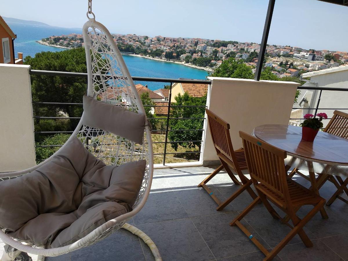 Sea View Apartment Трогир Экстерьер фото